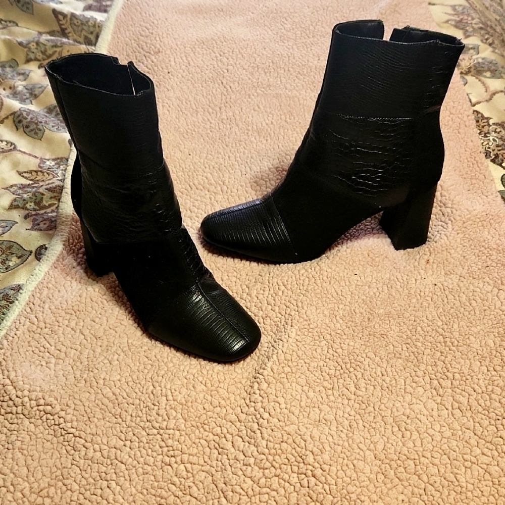 Element Black Ankle Boots with Chunky Heel